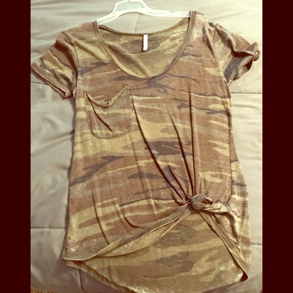 Z Supply Camo shirt